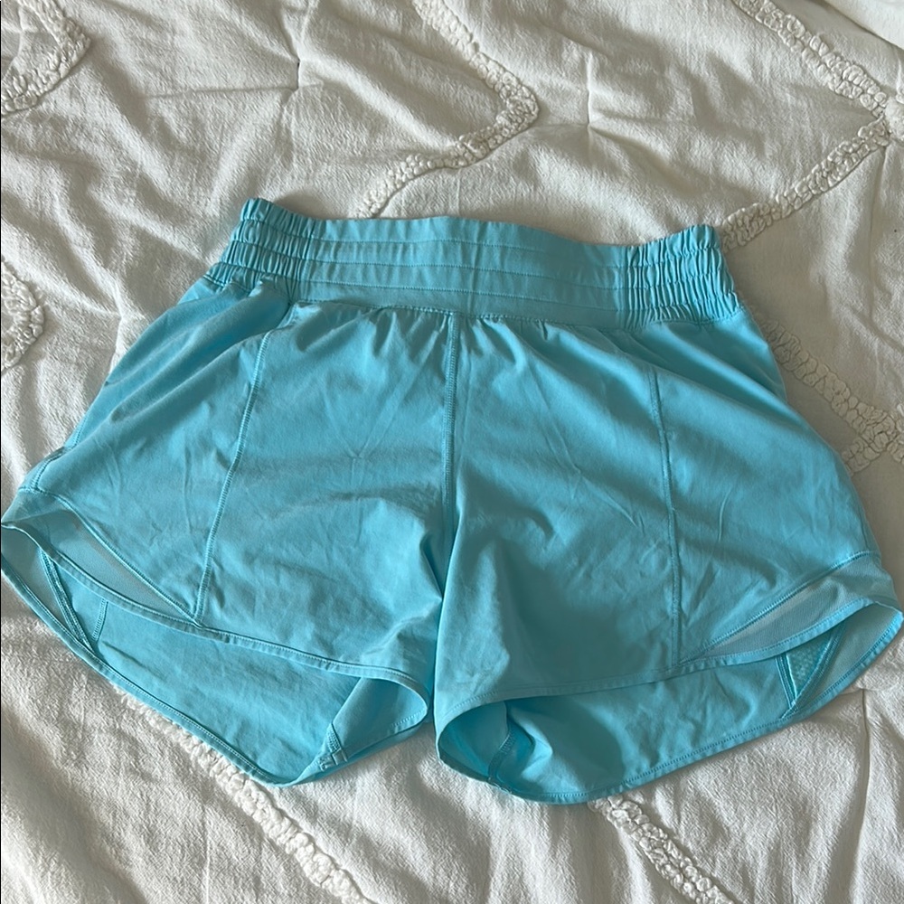 Lululemon Hotty Hot shorts 4 inch